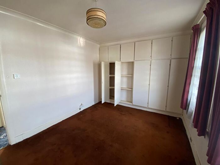 3 Bedroom Terraced House For Sale In Clarendon Road, West Green, London, N15