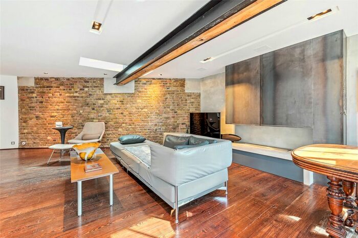 3 Bedroom Flat To Rent In Bowden Street, London, SE11