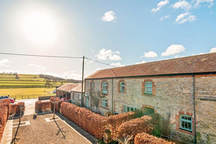 4 Bedroom Semi-Detached House For Sale In Greenhill Courtyard, Thornford, Sherborne, DT9