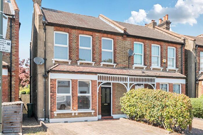 3 Bedroom Semi Detached House For Sale In Chaffinch Road, Beckenham, BR3