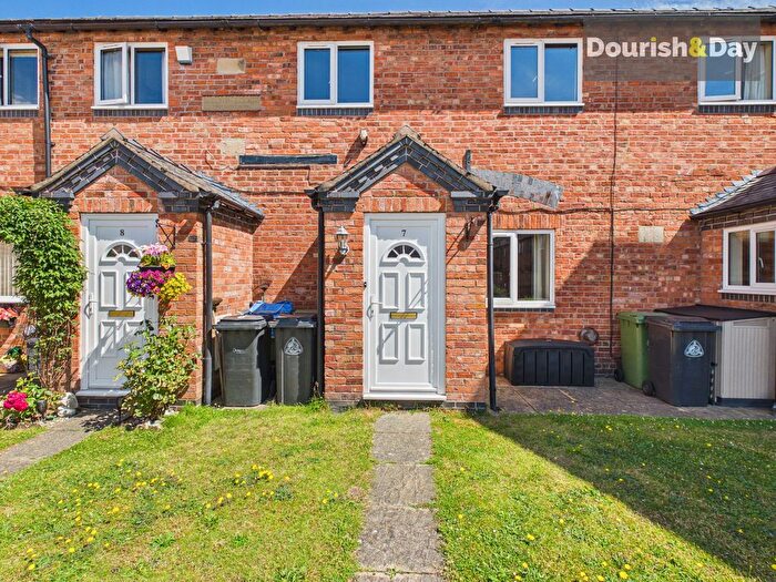 2 Bedroom Property To Rent In Alkington Road, Whitchurch, SY13
