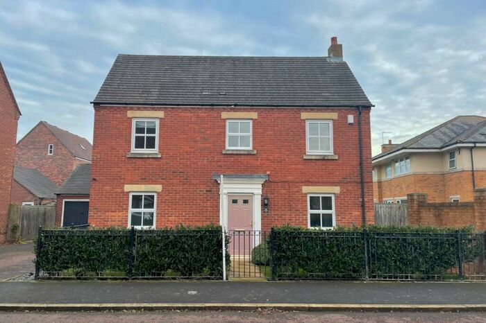 3 Bedroom Detached House To Rent In Netherwitton Way, Newcastle Upon Tyne, Tyne And Wear, NE3