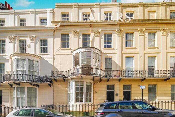 1 Bedroom Apartment To Rent In Cavendish Place, BN1