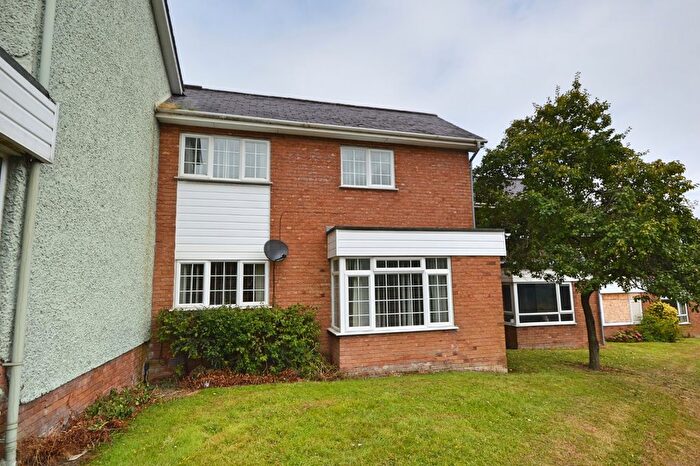 2 Bedroom Terraced House For Sale In Cledan, Newtown, Powys, SY16