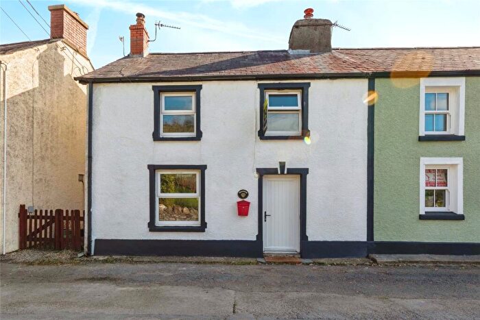 2 Bedroom End Of Terrace House For Sale In Llanfynydd, Carmarthen, Carmarthenshire, SA32