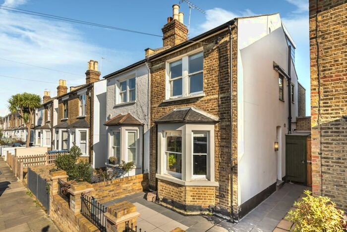 4 Bedroom Semi-Detached House To Rent In Willoughby Road, Kingston Upon Thames, Surrey, KT2