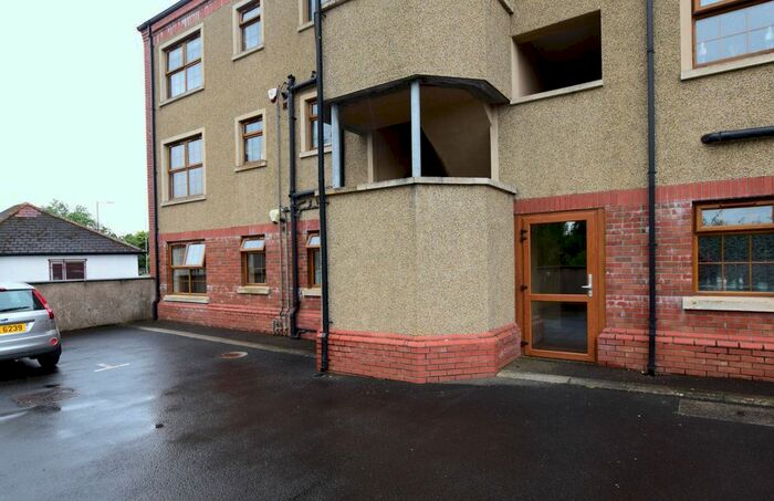 2 Bedroom Flat For Sale In Broomhill Court, Magheralin, BT67