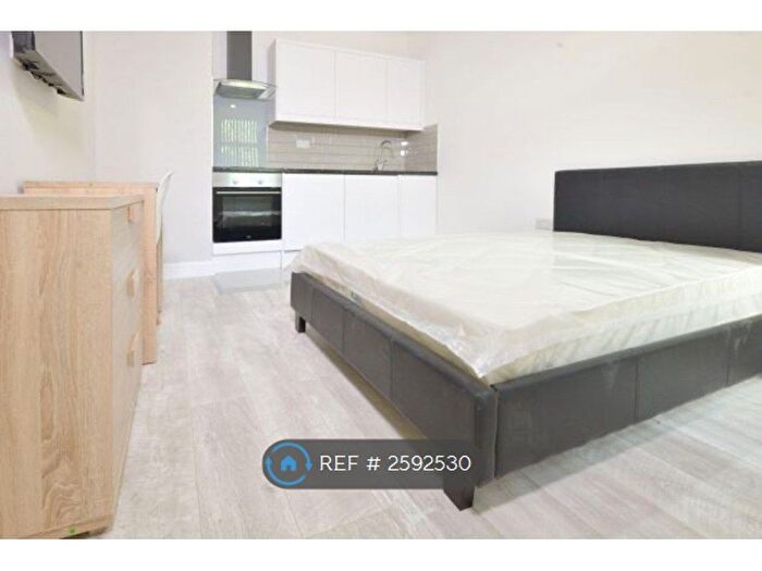 Studio To Rent In Coundon Road, Coventry, CV1