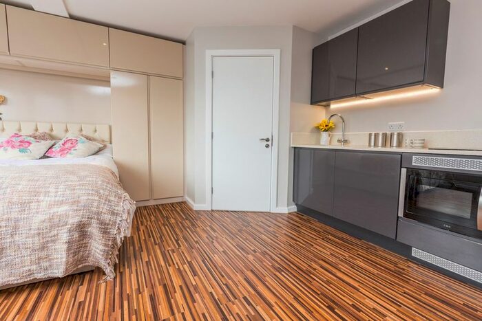 Studio To Rent In Princess Street, Manchester, M1