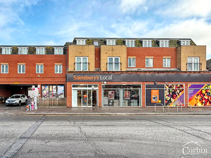 2 Bedroom Apartment For Sale In Wimborne Road, Bournemouth, BH9