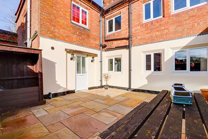 2 Bedroom Cottage For Sale In Tollerton Lane, Tollerton, NG12