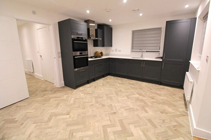 3 Bedroom Semi Detached House To Rent In Sika Gardens, Enfield, EN2