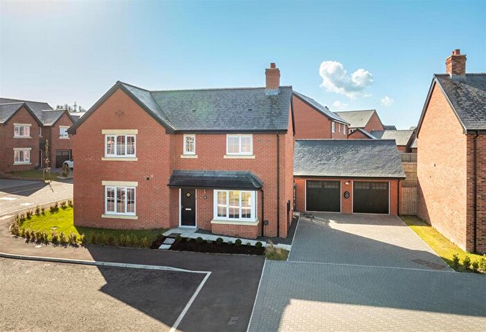 4 Bedroom Detached House For Sale In Peregrine Way, Abbey Heights, NE15