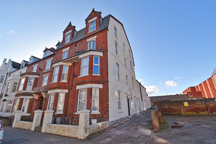 1 Bedroom Flat To Rent In Cabbell Road, Cromer, NR27