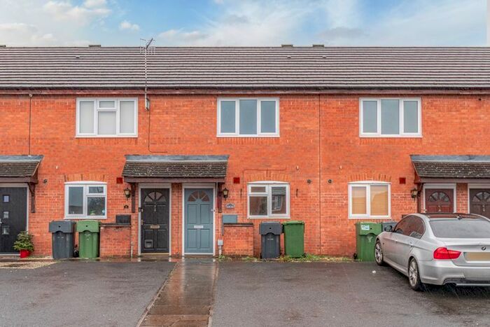 2 Bedroom Property To Rent In Acorn Road, Catshill, Bromsgrove, B61