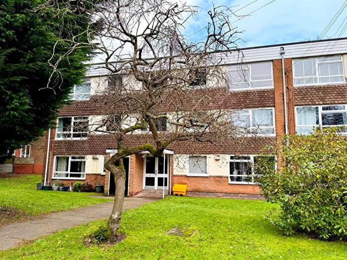2 Bedroom Flat To Rent In Denise Drive, Harborne, Birmingham, B17