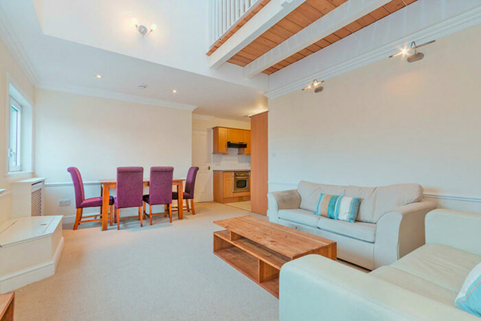 2 Bedroom Apartment To Rent In Plantation Wharf, Battersea Riverside, SW11