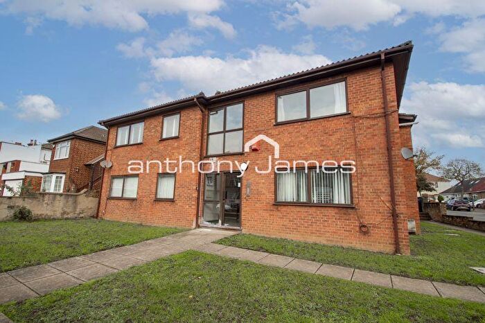 1 Bedroom Flat To Rent In Bellegrove Road, Welling, DA16