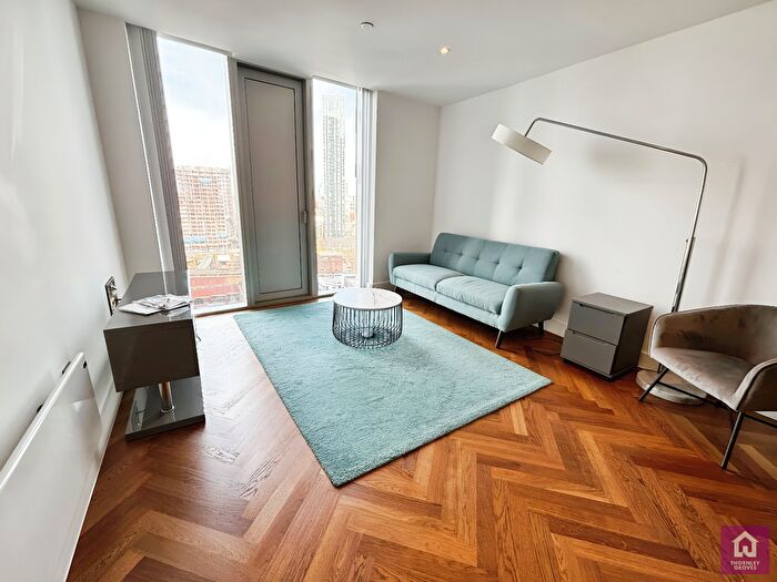 2 Bedroom Flat To Rent In East Tower, Owen Street, Castlefield, Manchester, M15