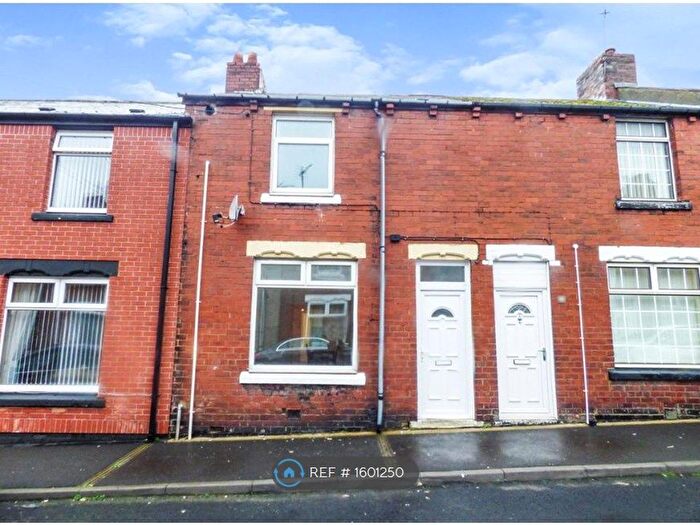 2 Bedroom Terraced House To Rent In Oliver Street, Stanley, DH9
