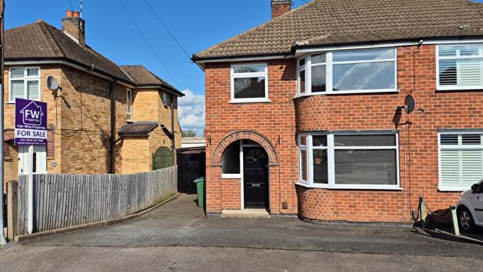 3 Bedroom Semi-Detached House For Sale In Woodgate Drive, Birstall, LE4