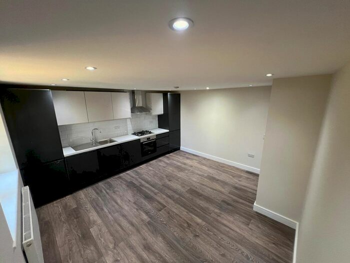 1 Bedroom Flat To Rent In Harvil Road, Uxbridge, UB10