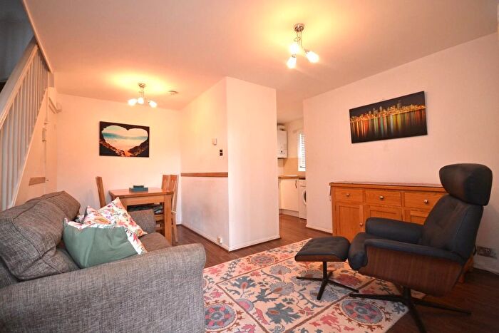 1 Bedroom Semi-Detached House To Rent In Sibley Park Road, Earley, Reading, RG6