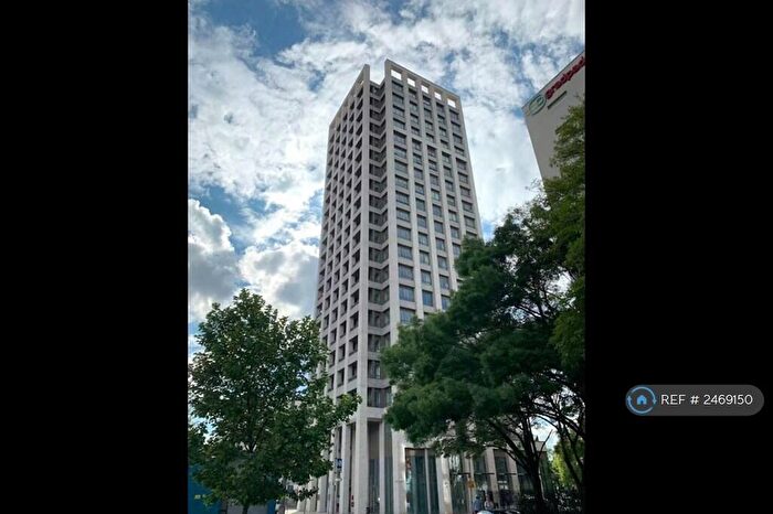 2 Bedroom Flat To Rent In Duval House, London, SW11