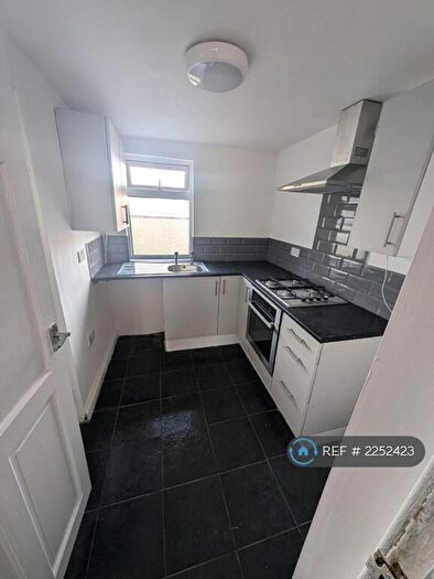3 Bedroom Terraced House To Rent In Holborn Hill, Birkenhead, CH41