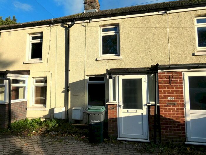 2 Bedroom Terraced House For Sale In Wrotham Road, Gravesend, DA11