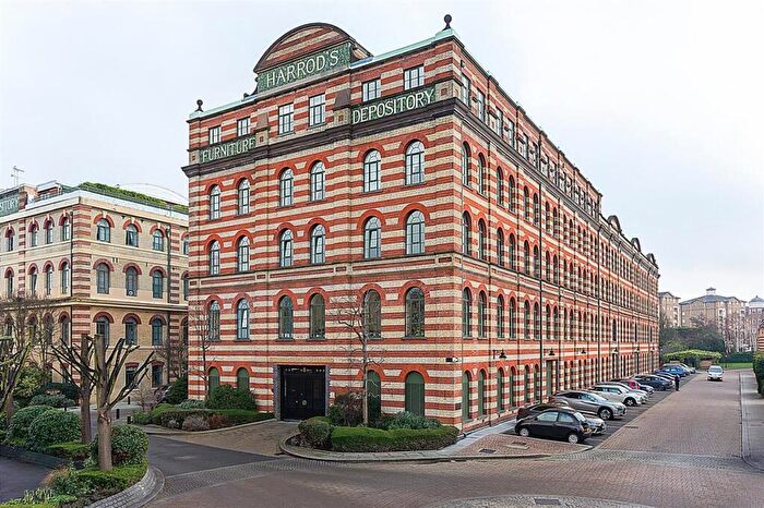 1 Bedroom Flat For Sale In Brasenose Drive, SW13