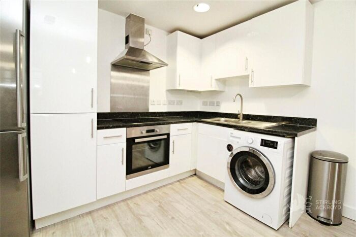 1 Bedroom Apartment To Rent In Whitgift Street, Croydon, CR0