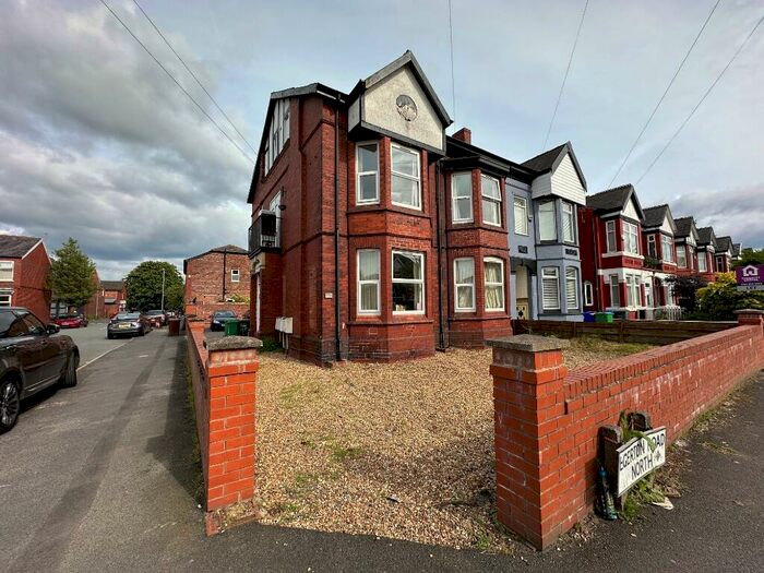 2 Bedroom Flat To Rent In Egerton Road North, Whalley Range, Manchester, M16