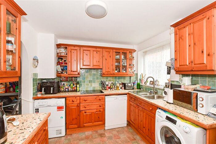 3 Bedroom Terraced House For Sale In Buckswood Drive, Crawley, West Sussex, RH11
