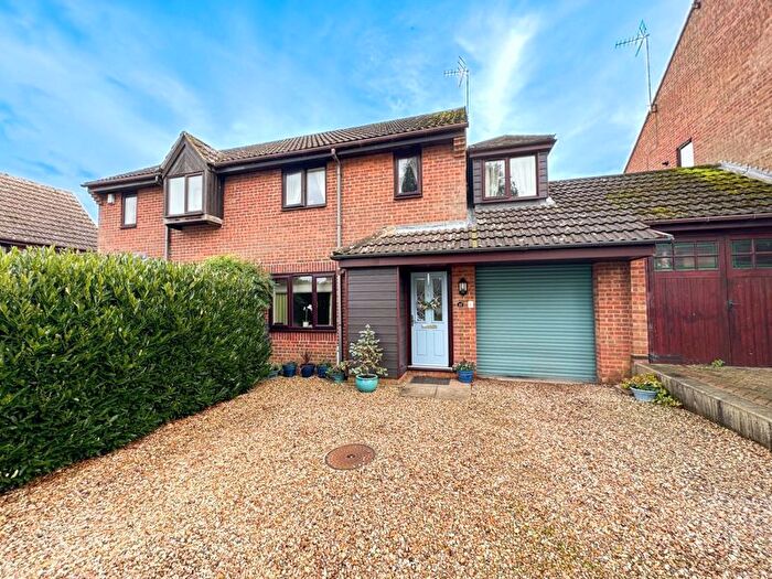 4 Bedroom Semi-Detached House For Sale In North Close, Drayton Parslow, MK17