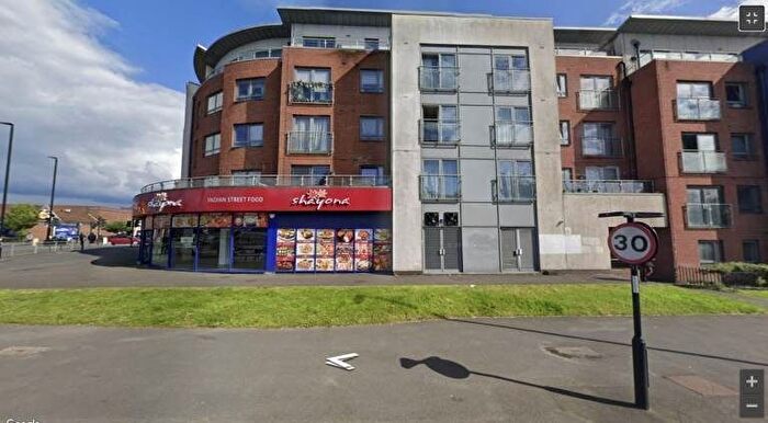 2 Bedroom Flat To Rent In Cleeve Way, Sutton, SM1