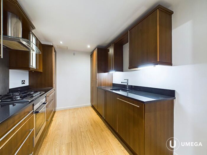 2 Bedroom Apartment To Rent In Slateford Road, Slateford, Edinburgh, EH14