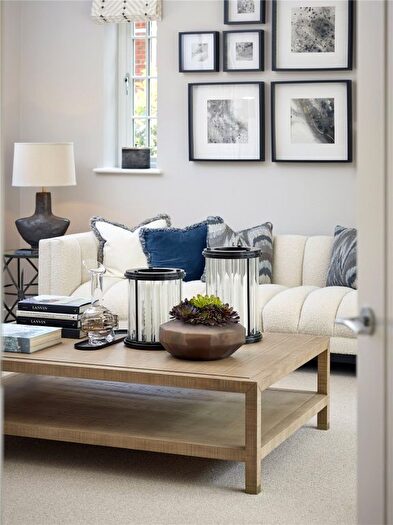 4 Bedroom Detached House For Sale In The Brooks, Clayhill Road, Burghfield Common, Reading, RG7