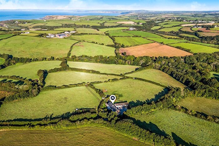 5 Bedroom Property For Sale In Two Cottages, Building Plot And Detached Barn, Mullion, TR12