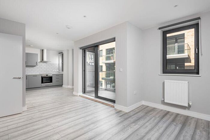 2 Bedroom Apartment For Sale In Varis Court, Station Approach Road, Coulsdon, CR5