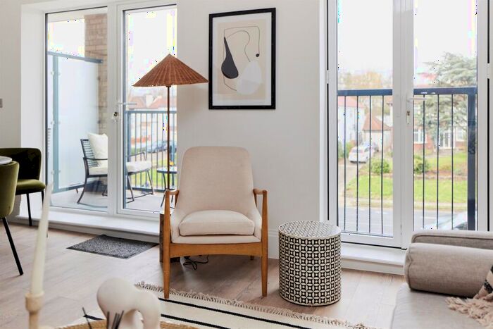 2 Bedroom Flat For Sale In Forty Lane, Wembley, HA9