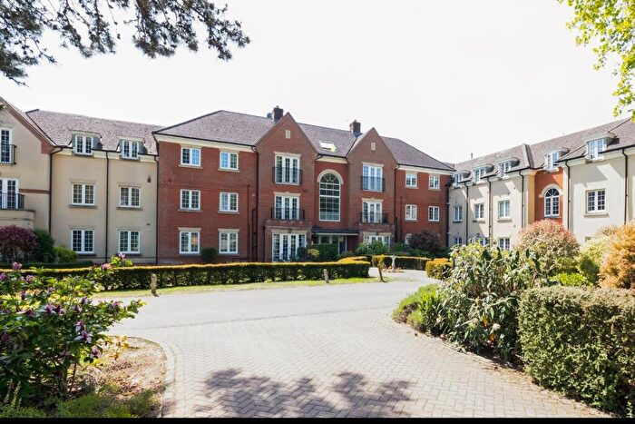 2 Bedroom Flat For Sale In Janet Blunt House, Adderbury, OX17
