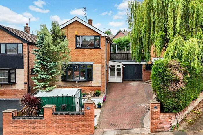 3 Bedroom Detached House For Sale In County Road, Gedling, NG4
