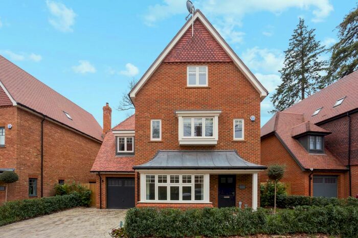 4 Bedroom Detached House To Rent In Holly Hill Drive, Sunningdale, Berkshire, SL5