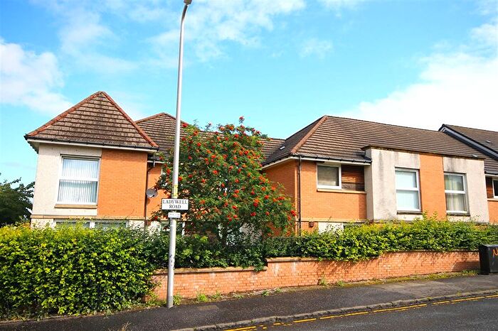 2 Bedroom Flat For Sale In King Court, Motherwell, ML1