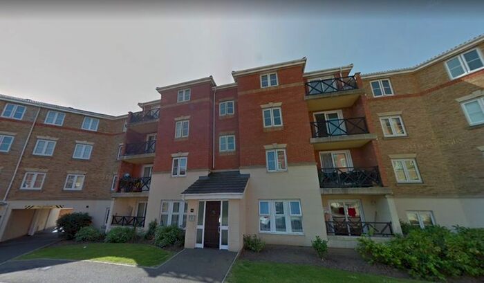 2 Bedroom Flat To Rent In Retort Close, Southend-On-Sea, SS1