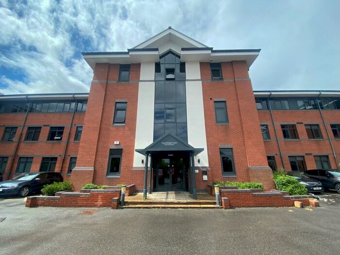 1 Bedroom Apartment To Rent In Dawsons Square, Pudsey, LS28