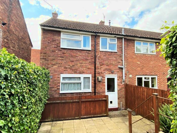 2 Bedroom End Of Terrace House To Rent In Bakers Lane, Bury St Edmunds, IP33