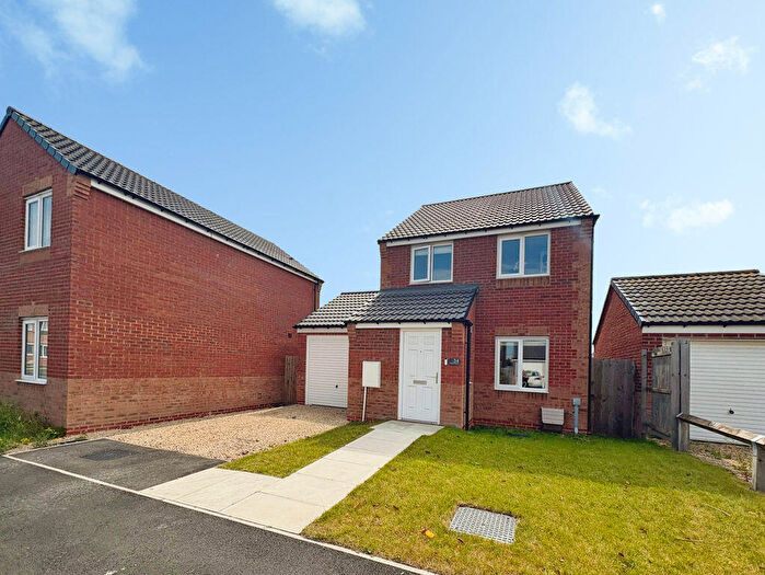 3 Bedroom Detached House For Sale In Canch Crescent, Blyth, NE24