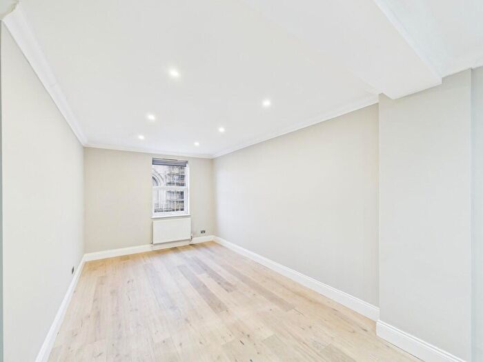 2 Bedroom Flat To Rent In Richmond Place, Brighton, BN2